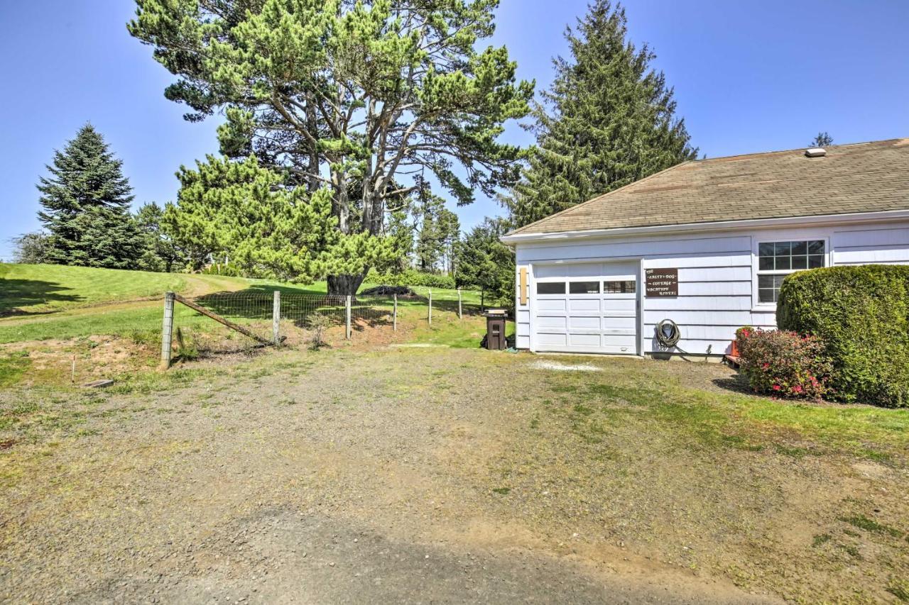 Salty Dog Cottage In Netarts With Deck Exterior photo