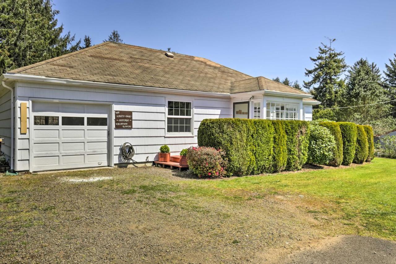 Salty Dog Cottage In Netarts With Deck Exterior photo