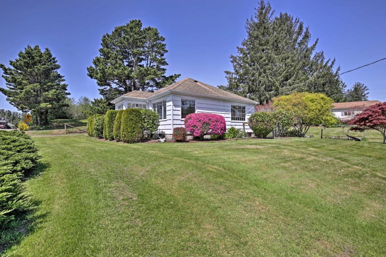 Salty Dog Cottage In Netarts With Deck Exterior photo